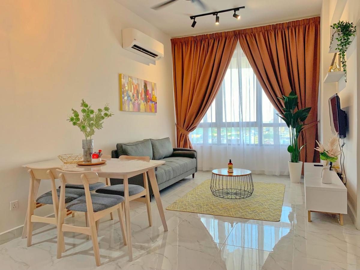 Netflix Two Bedroom Troika Kota Bharu Homestay 182 Exterior photo