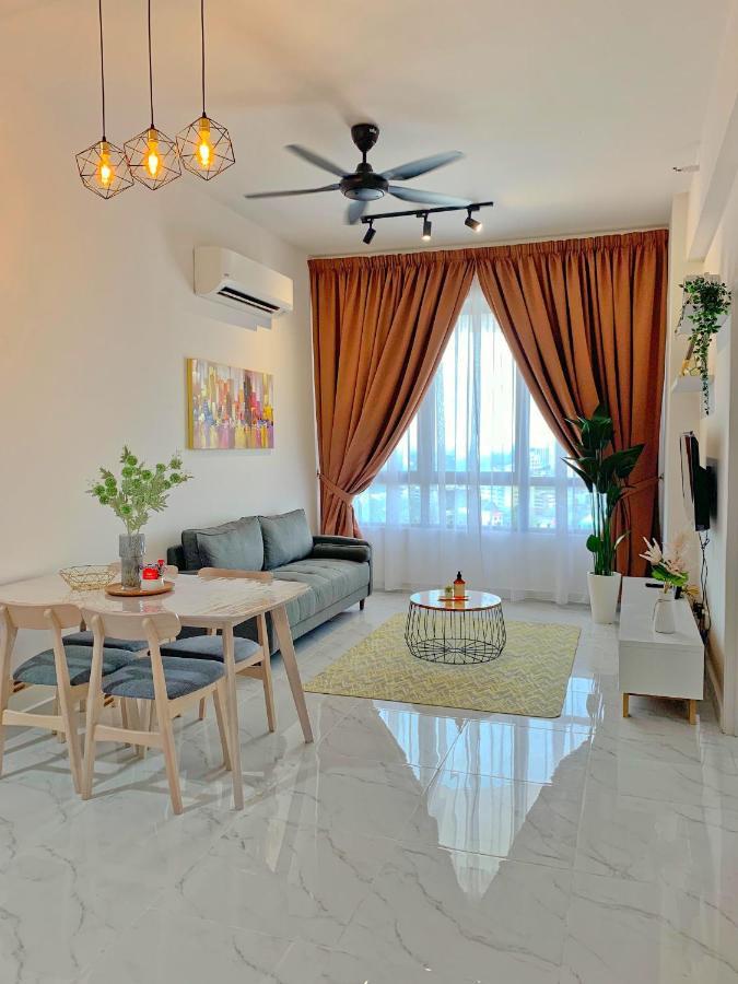 Netflix Two Bedroom Troika Kota Bharu Homestay 182 Exterior photo