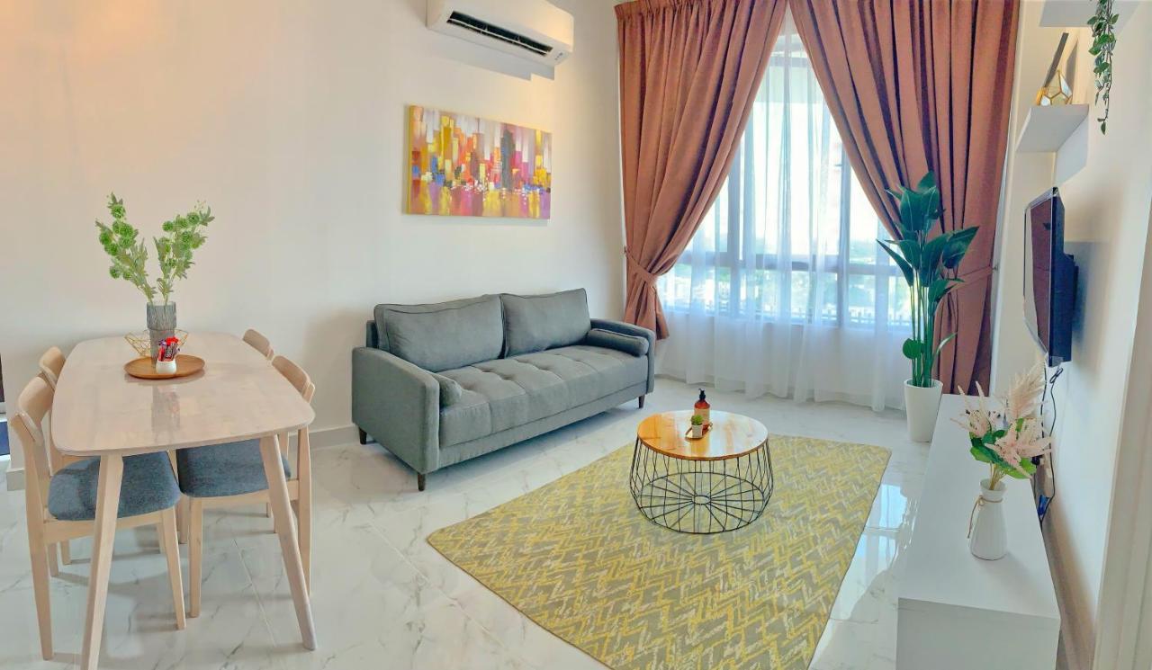 Netflix Two Bedroom Troika Kota Bharu Homestay 182 Exterior photo