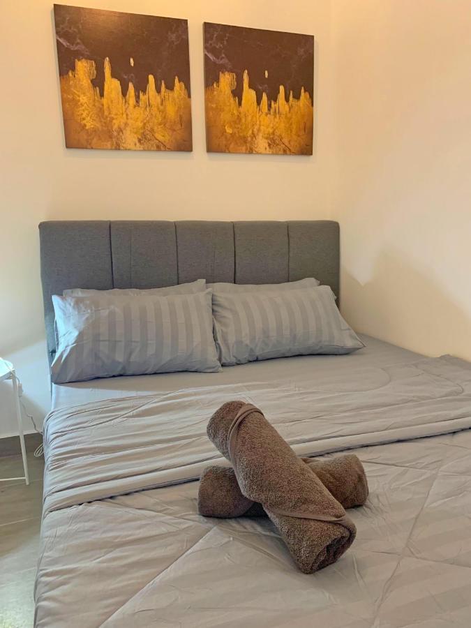 Netflix Two Bedroom Troika Kota Bharu Homestay 182 Exterior photo