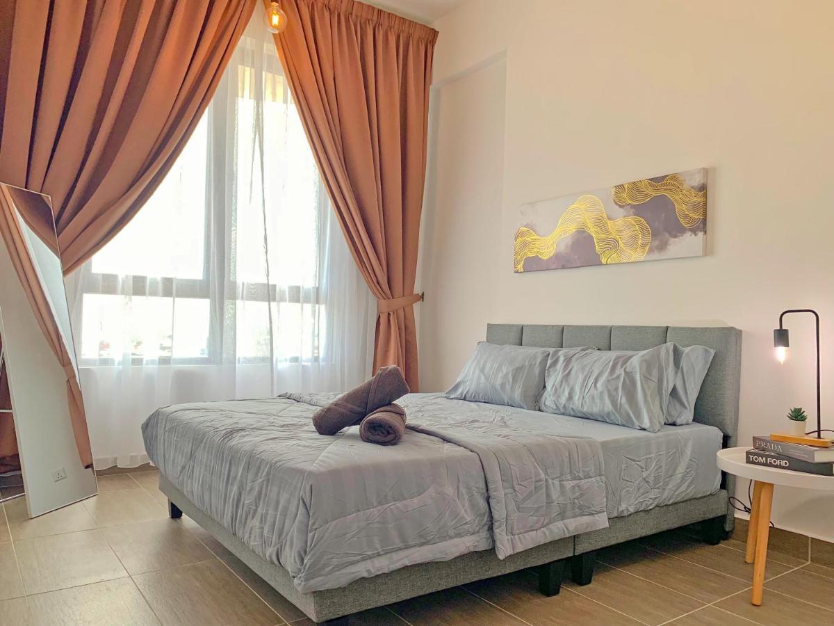 Netflix Two Bedroom Troika Kota Bharu Homestay 182 Exterior photo